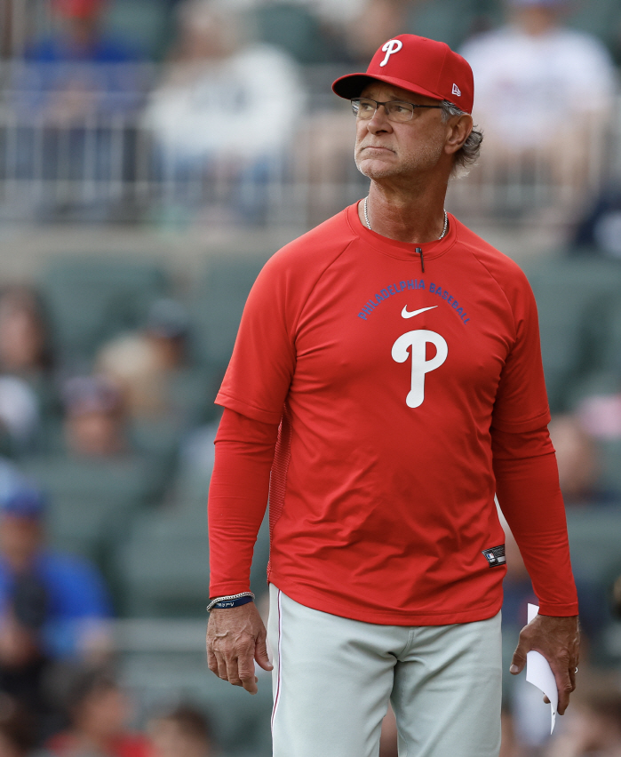 [속보]28G 19패 PHI, 결국 칼 뺐다…톰슨 경질, 류현진 은사 감독 대행 임명