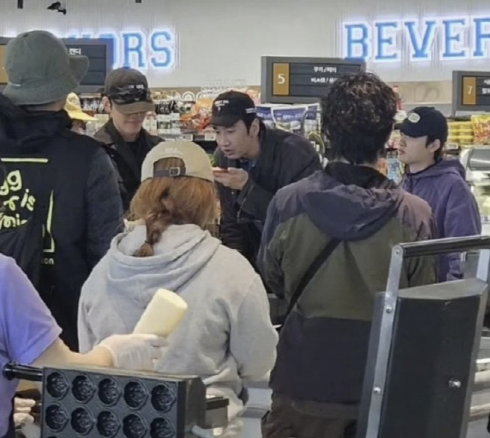 김기방 밀어내고 문상훈? '콩콩' 제주도 촬영 포착...원년 멤버 증발에 '불화설' 솔솔