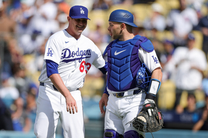 "엿 먹어라" 이정후 향한 욕설! "돼지 같은 놈" 비하 발언까지…빌런 자처 'LAD 포수' 세계를 적으로 돌리려나