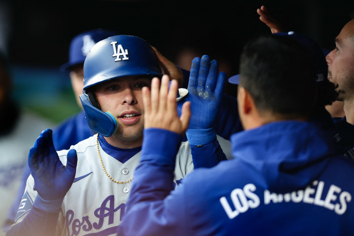 "엿 먹어라" 이정후 향한 욕설! "돼지 같은 놈" 비하 발언까지…빌런 자처 'LAD 포수' 세계를 적으로 돌리려나