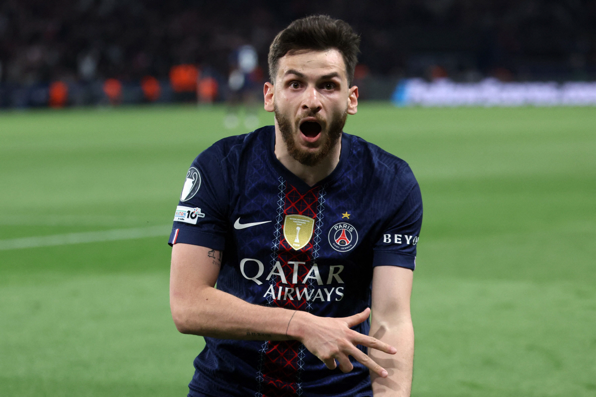 '한국인은 또 없습니다!' 9골 대폭발 챔스 역대급 명경기…PSG, 뮌헨에 5-4 신승→이강인+김민재 동반 결장 '충격'