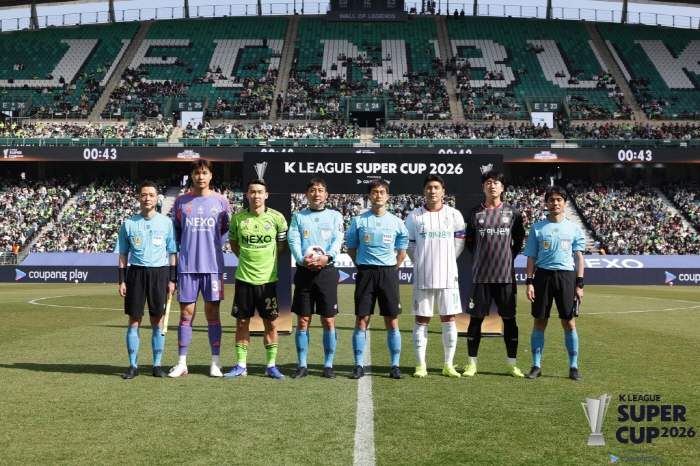 '홍心 잡아라!' 전북 GK 송범근 "월드컵은 어릴 때부터의 꿈…팀 퍼포먼스 좋아야 대표팀 가능"