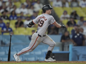 [오피셜]김혜성으론 부족해? 다저스, TOR 내야 유틸리티 현금 트레이드 영입…이유는