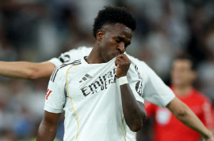 "손흥민도 입조심 또 입조심!" 북중미월드컵 퇴장 주의보 떴다, 사상 초유 '비니시우스 규정' 대변수 등장...라커룸 철수해도 몰수패