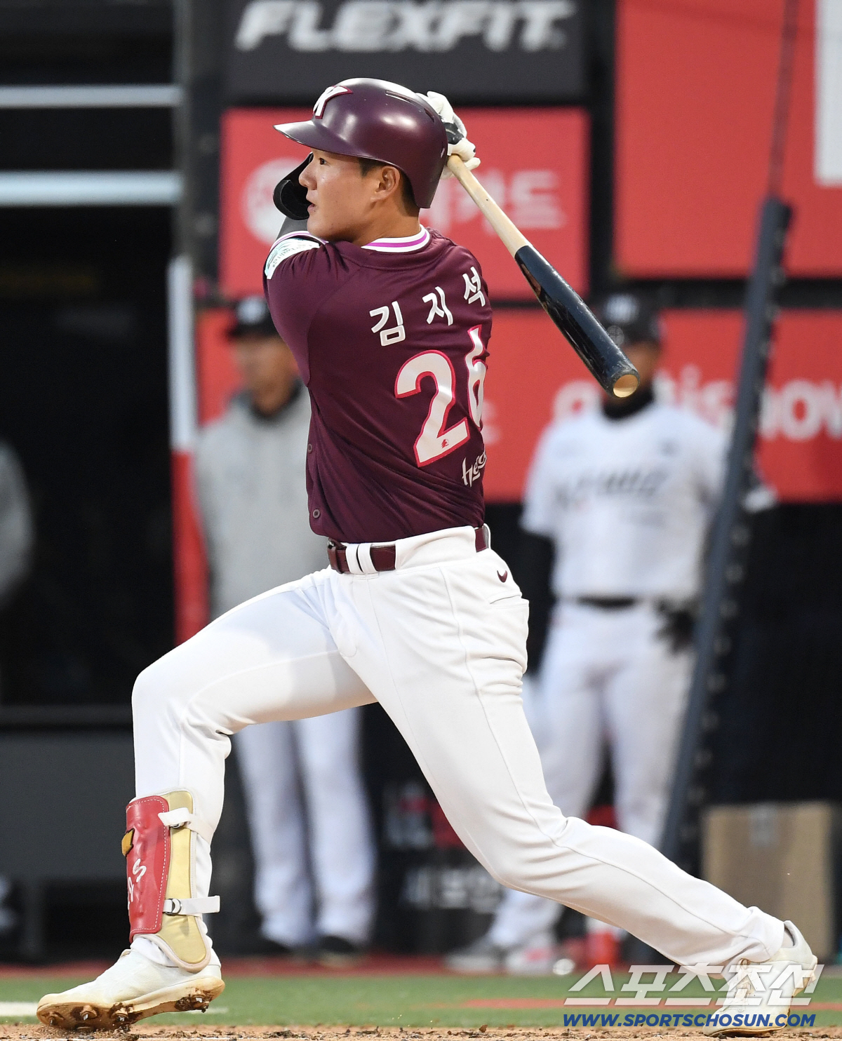 17일 수원 케이티위즈파크에서 열린 KT와 키움의 경기. 타격하는 키움 김지석. 수원=송정헌 기자 songs@sportschosun.com/2026.04.17/