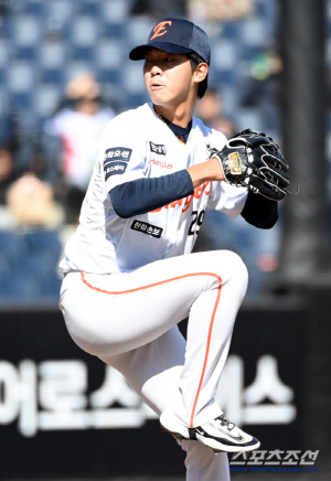 '이럴수가' 황준서 2이닝도 못 버텼다, BBBBBB 6볼넷 자멸[대전 현장]