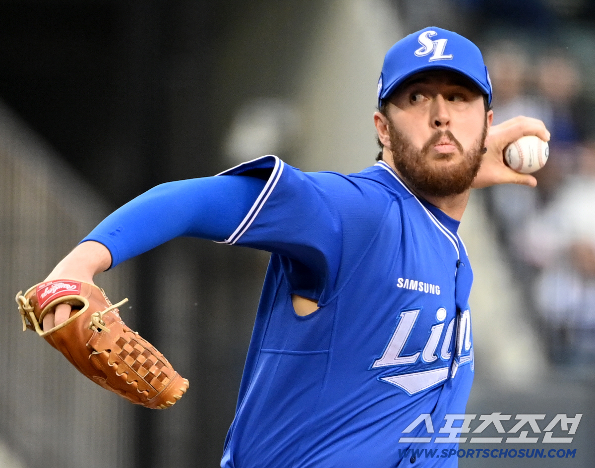 29일 잠실야구장에서 열린 삼성과 두산의 경기. 삼성 선발투수 오러클린이 역투하고 있다. 잠실=허상욱 기자 wook@sportschosun.com/2026.04.29/