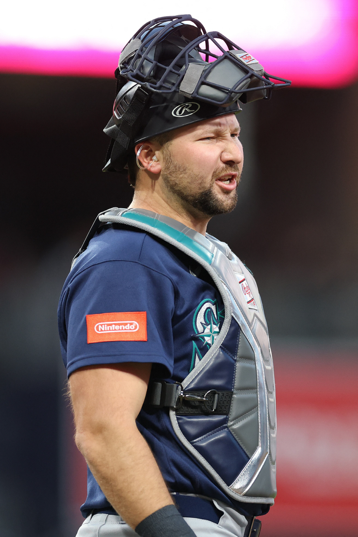 SAN DIEGO, CALIFORNIA - APRIL 14: Cal Raleigh #29 of the Seattle Mariners looks on during a game against the San Diego Padres at Petco Park on April 14, 2026 in San Diego, California. Sean M. Haffey/Getty Images/AFP (Photo by Sean M. Haffey / GETTY IMAGES NORTH AMERICA / Getty Images via AFP)