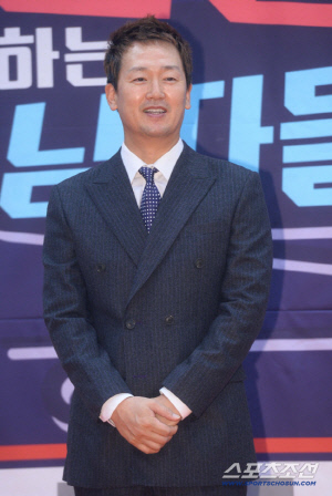 김정태, 간수치 900에 '8시간 대수술'.."배에 복수 찬채 촬영, 잘릴까봐 숨겨"