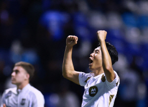 SON 에이징 커브? LAFC 팀 동료 작심 발언 "손흥민, 기회 한 번 오면 절대 놓치지 않아"..."골 넣길 좋아하는 선수"