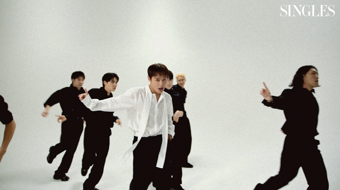 '단종 오빠' 박지훈, 쉴틈 없이 가수로 컴백..오늘(30일) 신곡 퍼포먼스 필름 공개