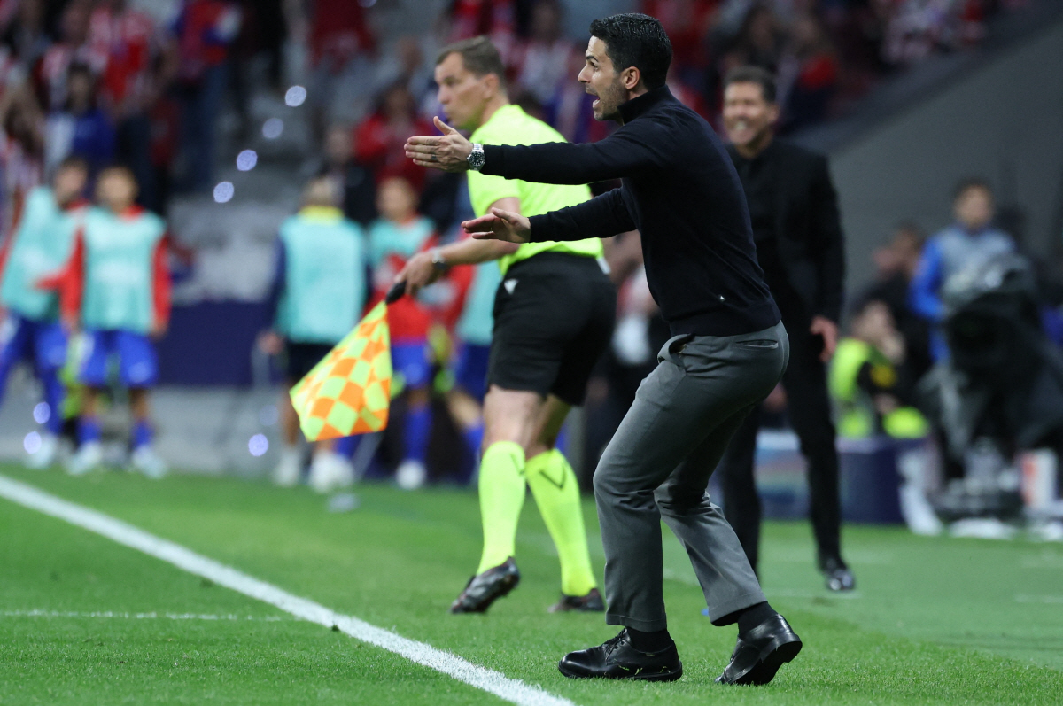 Arsenal's Spanish coach Mikel Arteta reacts during the UEFA Champions League semi-final first leg football match between Club Atletico de Madrid and Arsenal at the Metropolitano stadium in Madrid on April 29, 2026. (Photo by Thomas COEX / AFP)