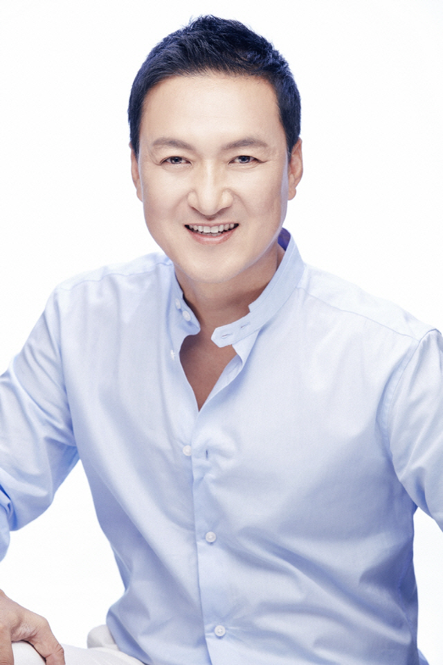 [속보] '주스아저씨' 박동빈, 개업 준비하던 식당서 숨진 채 발견..향년 56세