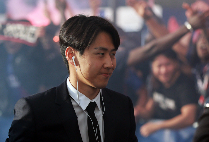 '챔스 충격 결장' 이강인 PSG와 결별 임박! 토트넘·뉴캐슬·빌라 'EPL서 영입 집중'…매각가 700억→월드컵 이후 러브콜 쏟아진다