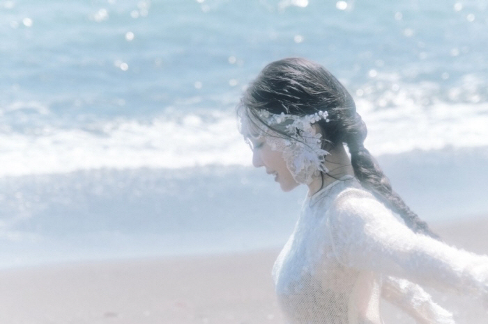 티파니, 속 훤히 비치는 시스루..♥변요한도 놀랄 '파격 비주얼'