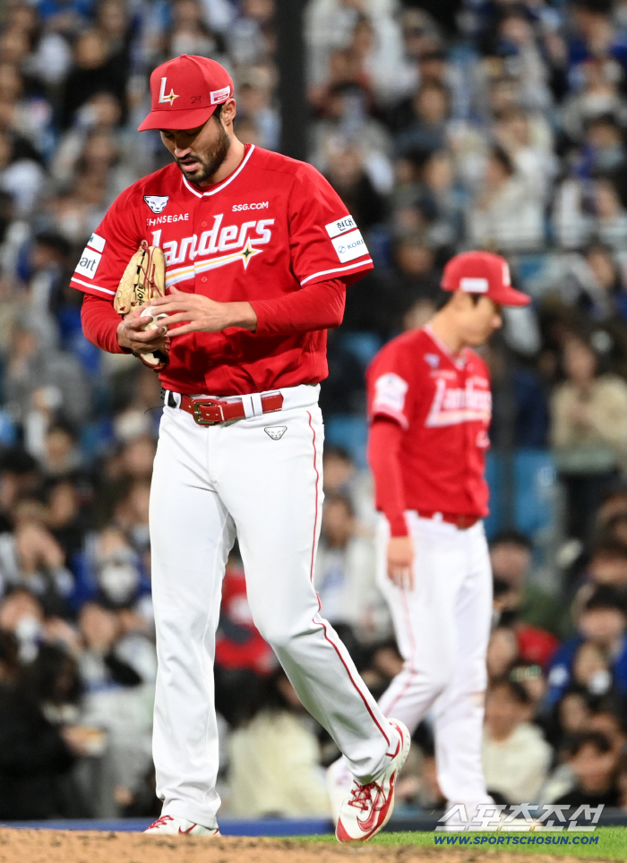 '얼마나 심각하길래' 부상 대체 알아본다? 1선발 이탈에 날벼락 떨어졌다