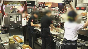 공휴일이 무슨 소용…'한계 청년'들은 노동절에도 일터로