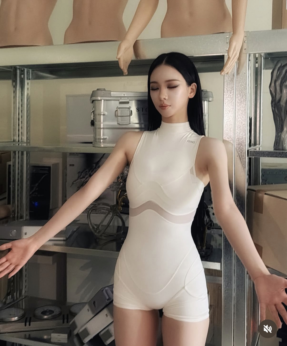 카리나 초밀착 의상 게시물에 지드래곤 ‘♥좋아요’..이미 한번 호흡 맞춘 인연 재조명
