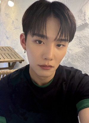 YG 떠난 비운의 연습생, 마의 7년 못넘기고 은퇴선언[전문]