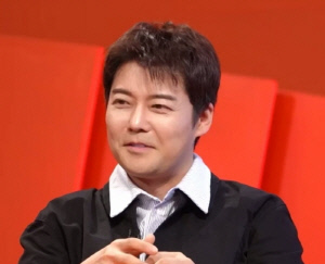 전현무, '목동 극성맘' 母에 사춘기 반항 "얼굴만 봐도 짜증..대화 아예 안 해"