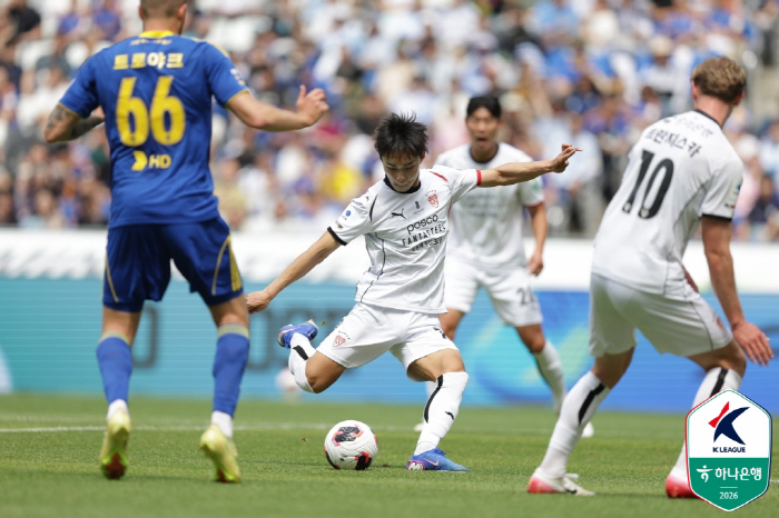 시즌 1호 태하드라마, 동해안 더비에서 개봉! '조상혁 95분 극장골' 포항, 울산전 1-0 극적 승리[K리그1 리뷰]