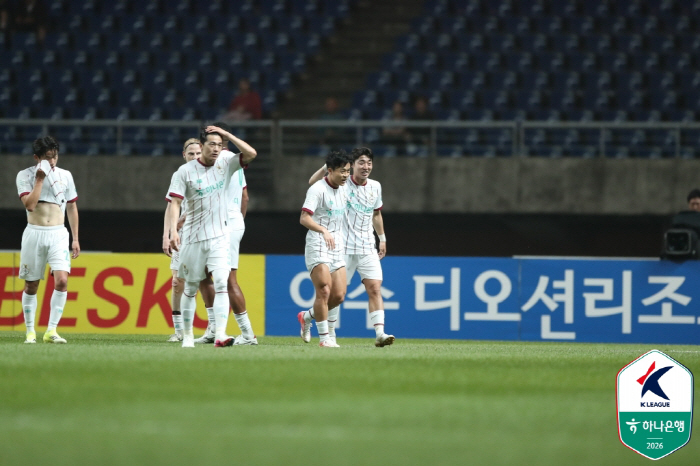 '2경기 9골' 폭발! 혈 뚫린 대전, 못 막습니다...광주전 5-0 승리...K리그1 6경기 원정팀 전승 진기록[K리그1 종합리뷰]