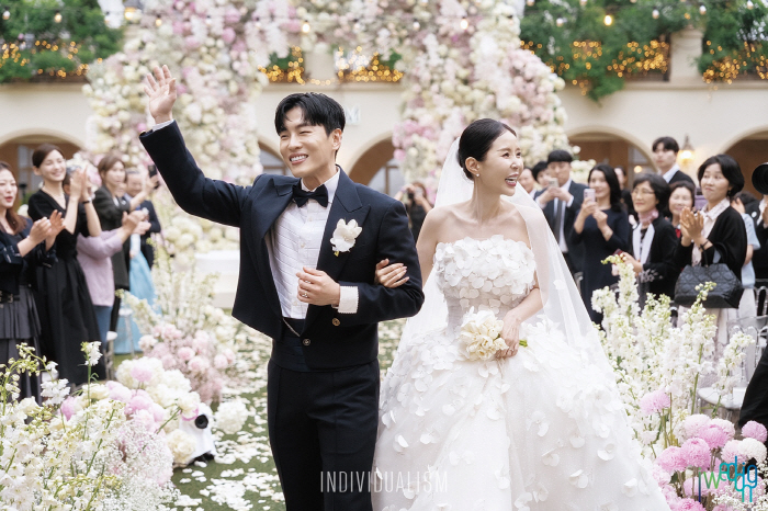 신지♥문원, 결혼식서 결국 오열 "사랑 지킬수 있게 축복해달라"