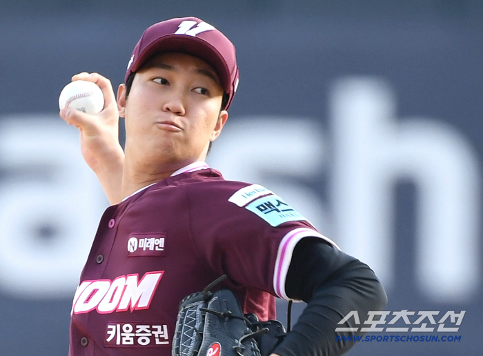 '3년째 전멸' 류현진 후계자 1순위의 화려한 귀환…ML 스카우트들 움직이기 시작했다
