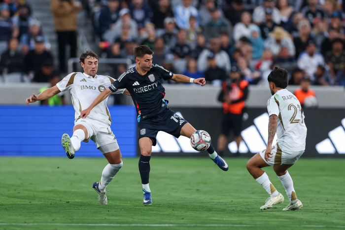 "MLS 도움 1위 등극" 손흥민 교체 투입, 8호 AS 폭발…'극장골' LA FC, 샌디에이고와 2-2 '극적' 무승부