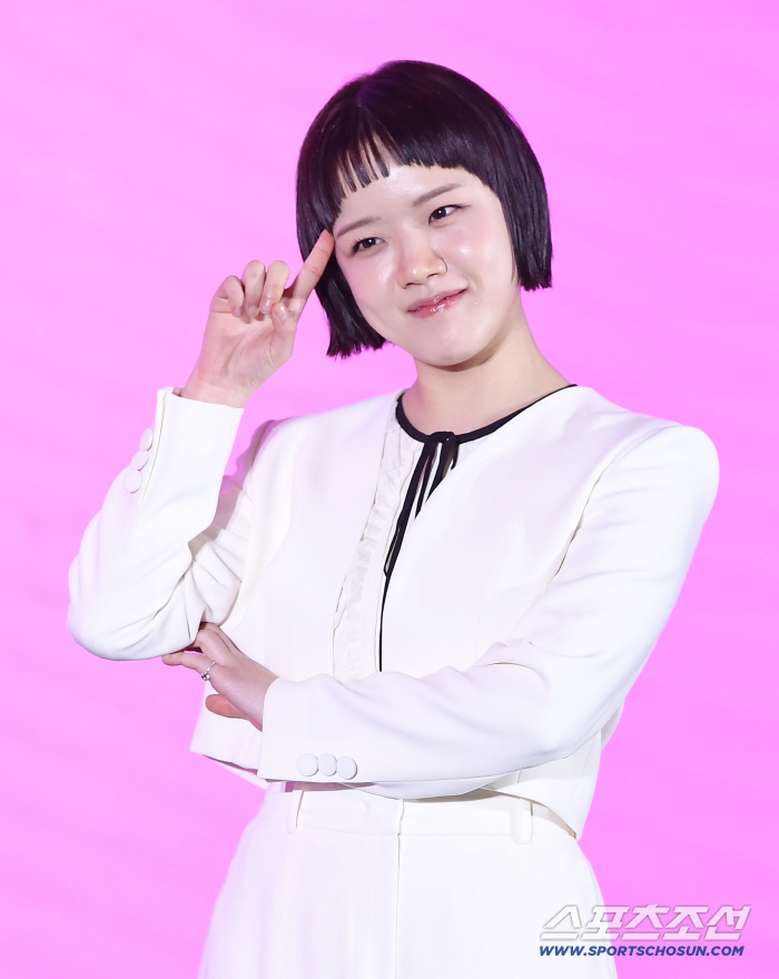 '로맨스의 절댓값' 김향기, 망가져도 귀여운 '향기 매직'..하드캐리 통했다