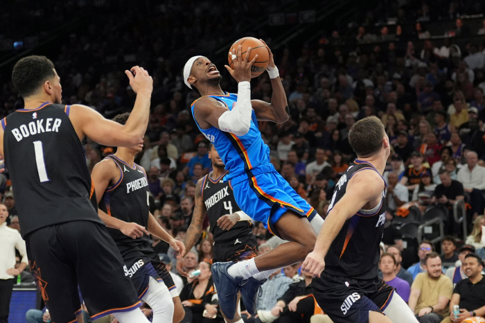 "SGA 역대 톱 10에 진입" NBA 빅 마우스의 조건부 단언 "OKC가 2연속 우승 차지한다면? SGA는 명실상부 역대 톱 10 플레이어"