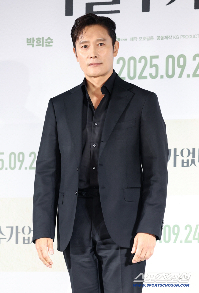 [공식] 이병헌, '협녀' 이어 다시 한번 무협 액션 도전..이모개 촬감 첫 연출작 '남벌' 캐스팅