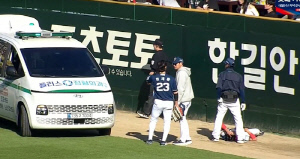 '천만다행' 들것에 실려나갔던 외야수, 앰뷸런스 탔다가 야구장 돌아왔다[인천 현장]