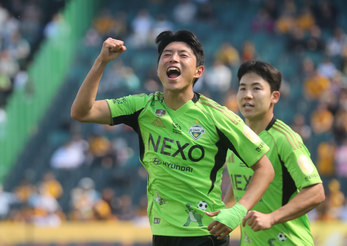 전북 현대 이적 후 12경기 만 첫 골 폭발! 마음고생 심했던 김승섭 "미안하고 죄송해서 달려가 포옹했다"