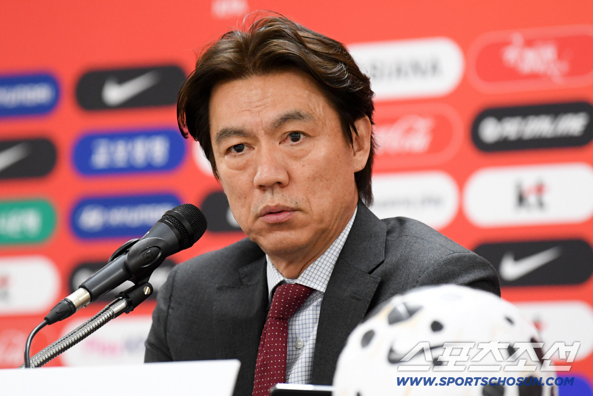 남자축구 국가대표팀 3월 유럽 원정 평가전 명단 발표 기자회견이 16일 천안 코리아풋볼파크에서 열렸다. 홍명보 감독이 명단을 발표하고 있다. 천안=박재만 기자 pjm@sportschosun.com/2026.03.16/