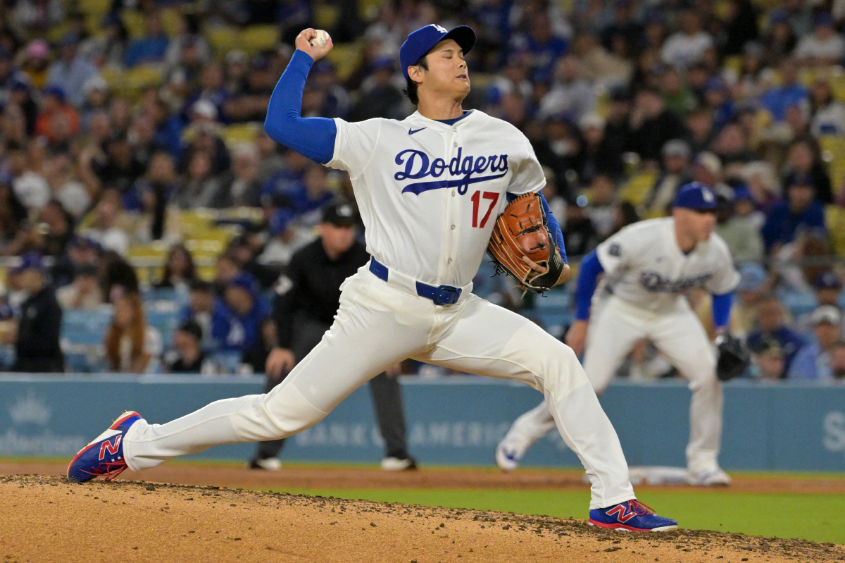 Apr 28, 2026; Los Angeles, California, USA; Los Angeles Dodgers starting pitcher Shohei Ohtani (17) delivers to the plate in the fourth inning against the Miami Marlins at Dodger Stadium. Mandatory Credit: Jayne Kamin-Oncea-Imagn Images