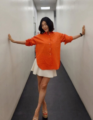 한혜연 "주사 의혹에 화가 나"...16kg 감량 후 '44kg' 뼈말라 각선미