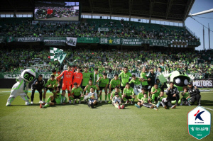 FC서울 2경기 무승→전북 현대 3연승 질주X울산 HD 무승 마감…K리그1 선두권 경쟁 '재점화'