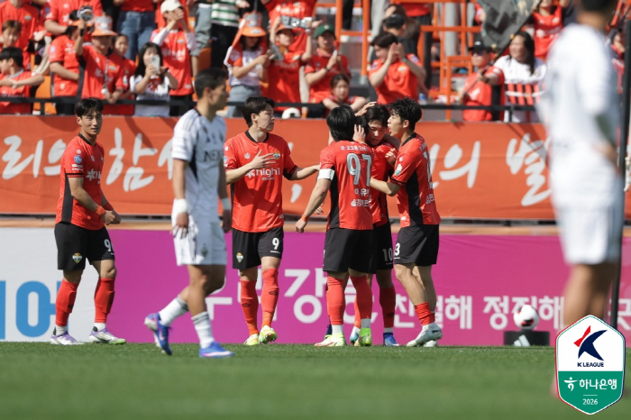 "충격적인 경기력" PPDA 압도적 1위...기록이 입증한 정경호의 가공할 '압박 축구'