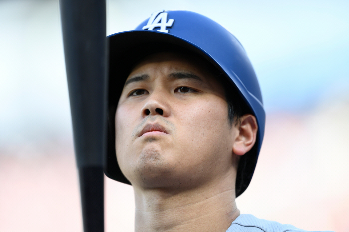 오타니, 쓰레기 덜 주웠나? → MLB 최초 '9-50-4-2' 대불운 기록 작성