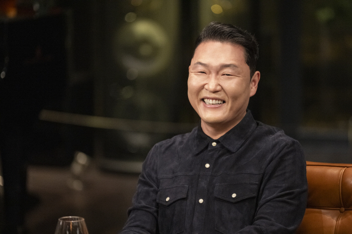 싸이, 원조 K팝 아이콘의 깊이 "'강남스타일' 성공, 악몽 공존했다"