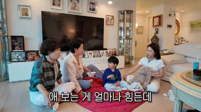 선우용여, 78살 차 증손주 돌보다 진땀…"손주 보는 할머니 돈 많이 줘야"