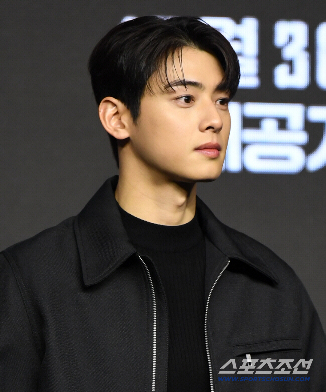 차은우, '130억' 냈지만 군악대 그대로...국방부 "현 보직 변경 사유 없다"