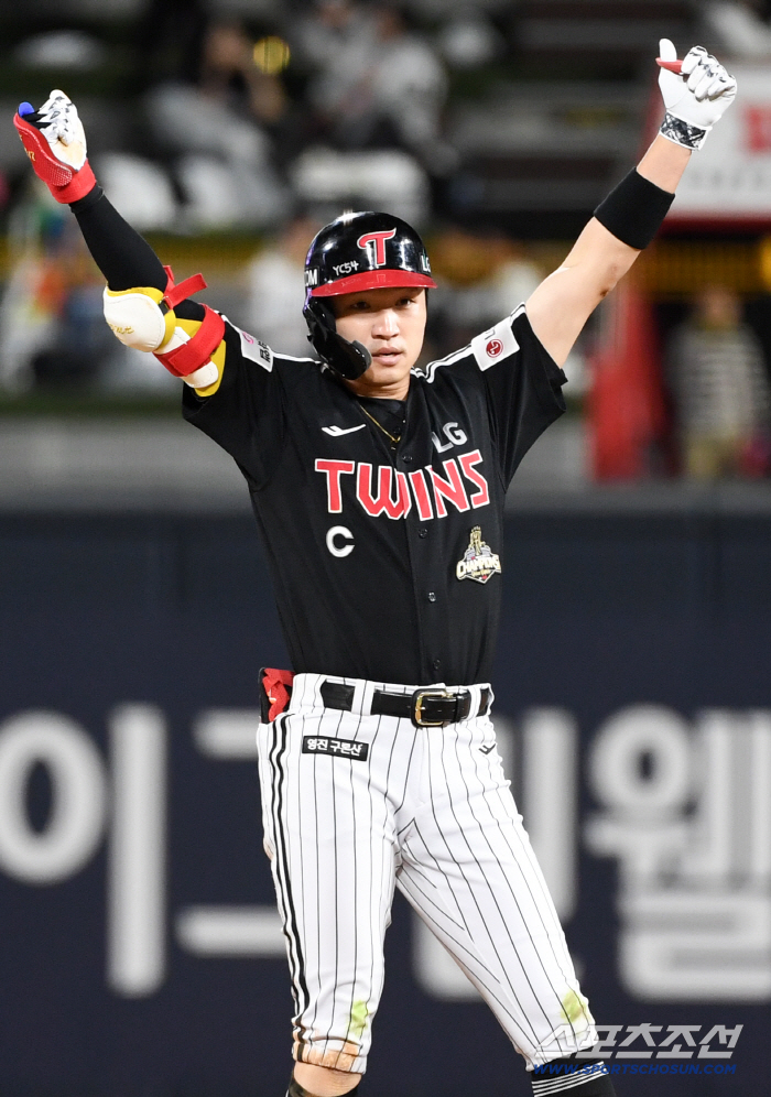 '3:0→3:5→5:5→5:6→8:6→8:8→9:8' 11회 5시간5분 대혈투. 박해민 결승타,김진수 세이브. LG가 이겼다