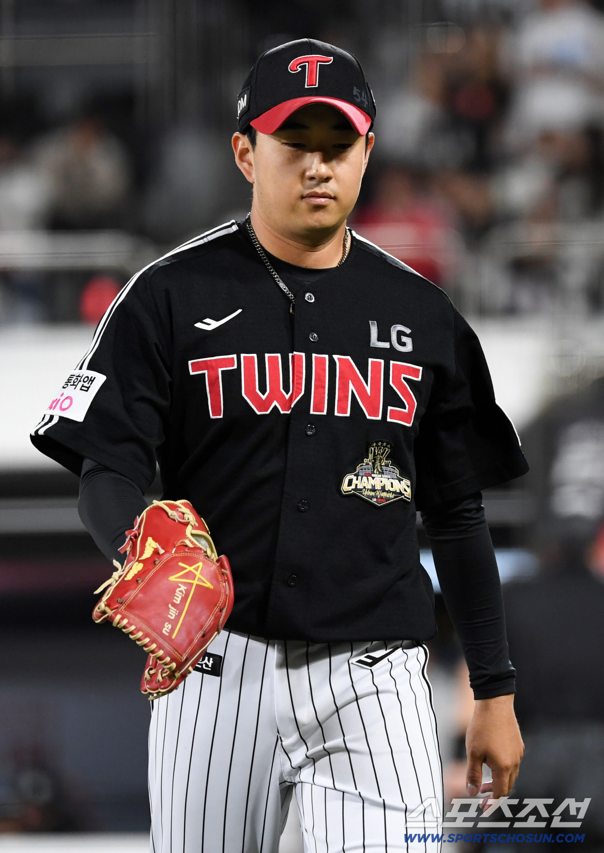 30일 수원KT위즈파크에서 열린 KT와 LG의 경기. 8회 이닝을 마친 LG 김진수. 수원=박재만 기자 pjm@sportschosun.com/2026.04.30/