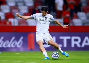 "손흥민, 할 수 있는 일 없었다" LAFC 최초 대참사, 책임 피하지 못한 SON..."전반 45분 존재감 삭제"