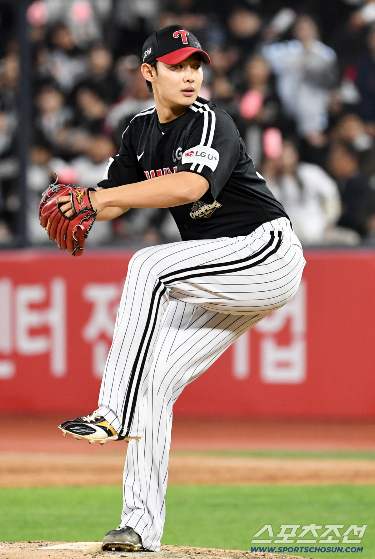 29일 수원KT위즈파크에서 열린 KT와 LG의 경기. LG 김영우가 역투하고 있다. 수원=박재만 기자 pjm@sportschosun.com/2026.04.29/