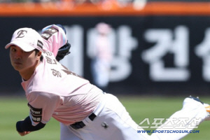 '어제 5시간5분 뛴 팀이 맞나...' 2홈런 14안타 폭격 한화, LG에 11-3 복수 성공. 왕옌청 6.1이닝 3실점 3승[대전 리뷰]