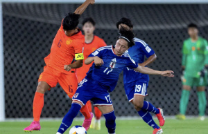 "역대 가장 강력한 팀!" 中 4일 만에 추락 좌절…'8명 교체' 日, 1-2 패배…'유일한 0승' 중국 '본선 진출, 이론적 가능성만 남았다'
