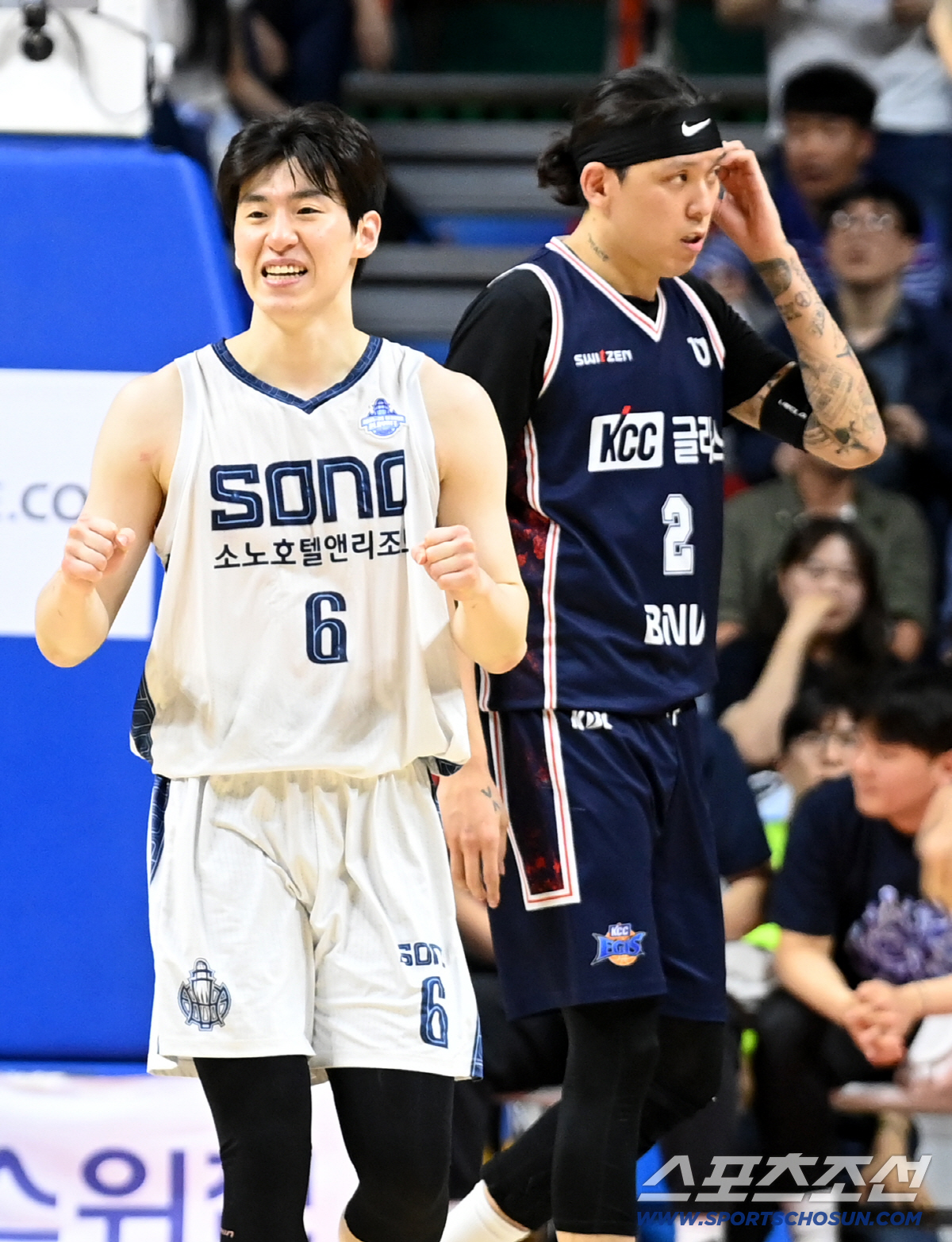 10일 부산사직체육관에서 열린 부산KCC와 고양 소노의 프로농구 챔피언결정전 4차전. 소노 이정현이 4쿼터 종료 직전 슛동작 파울을 얻어내며 기뻐하고 있다. 부산=허상욱 기자 wook@sportschosun.com/2026.05.10/